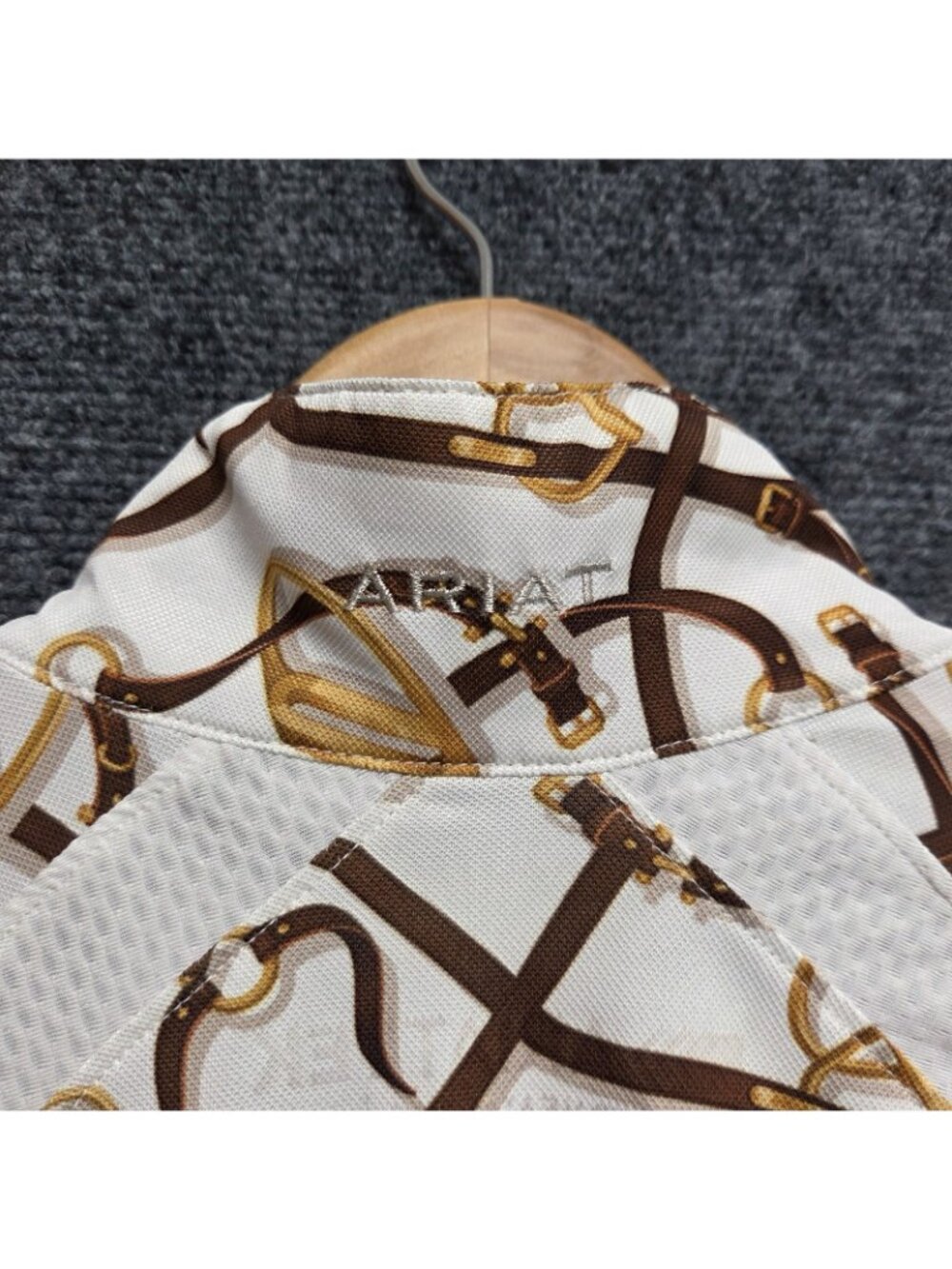 Ariat Tek Sunstopper Womens Medium 1/4 Zip Bit Bridle Pullover Heat Series UPF - Picture 8 of 12